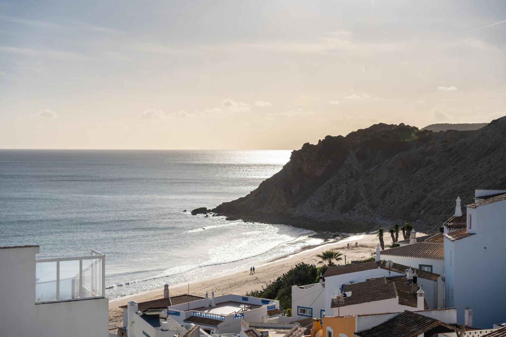 Comfy Flat W/ Rooftop Beach View By Lovelystay Burgau Exterior photo